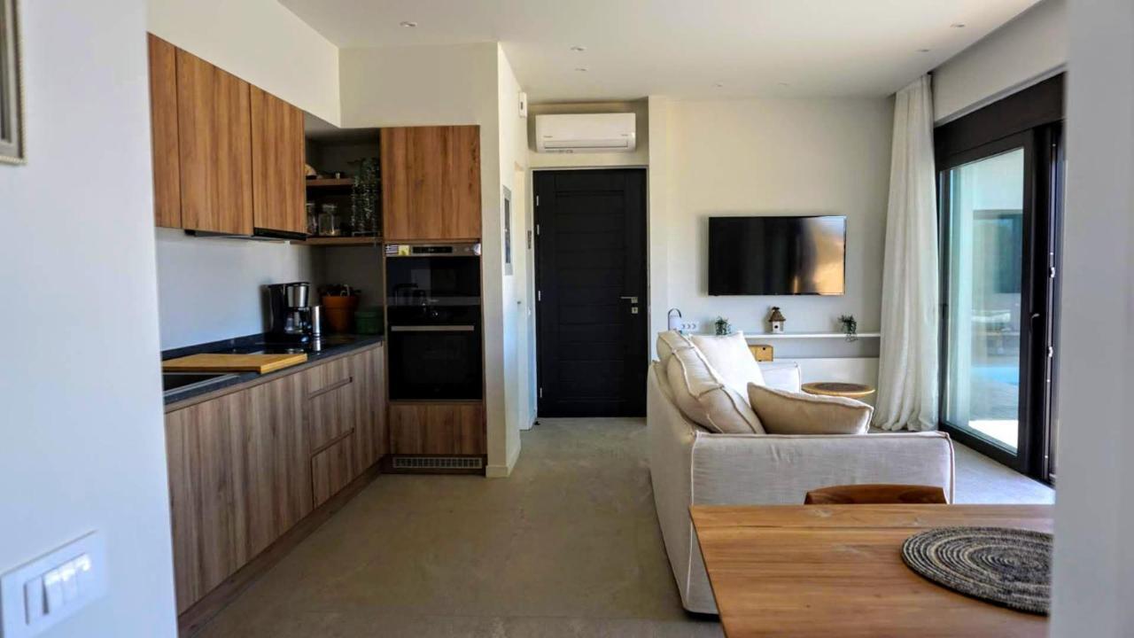 Paleros Villa Karma מראה חיצוני תמונה